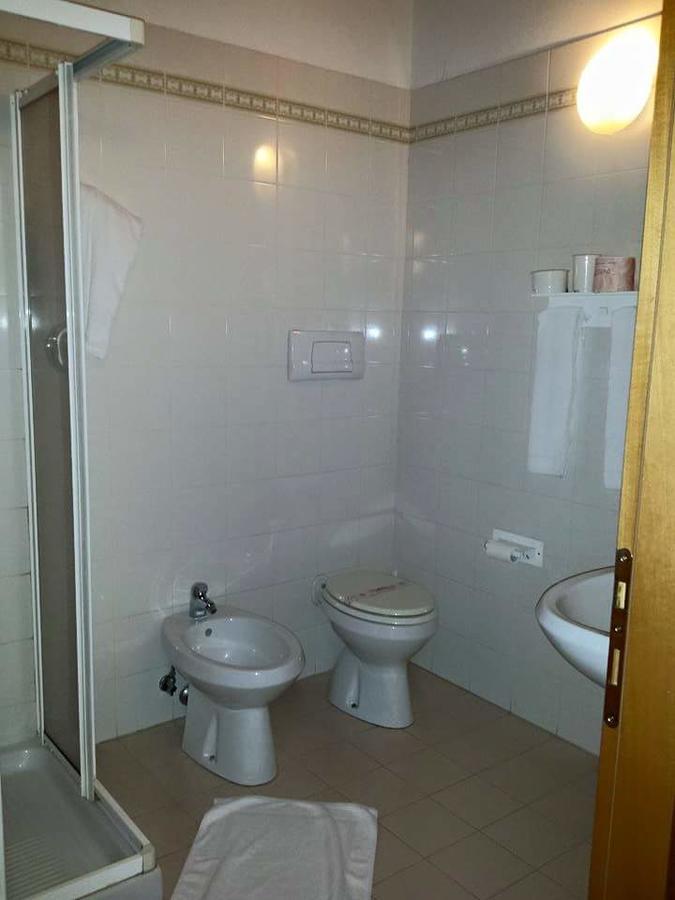 Hostal Quadrifoglio Relax San Donà di Piave Exterior foto
